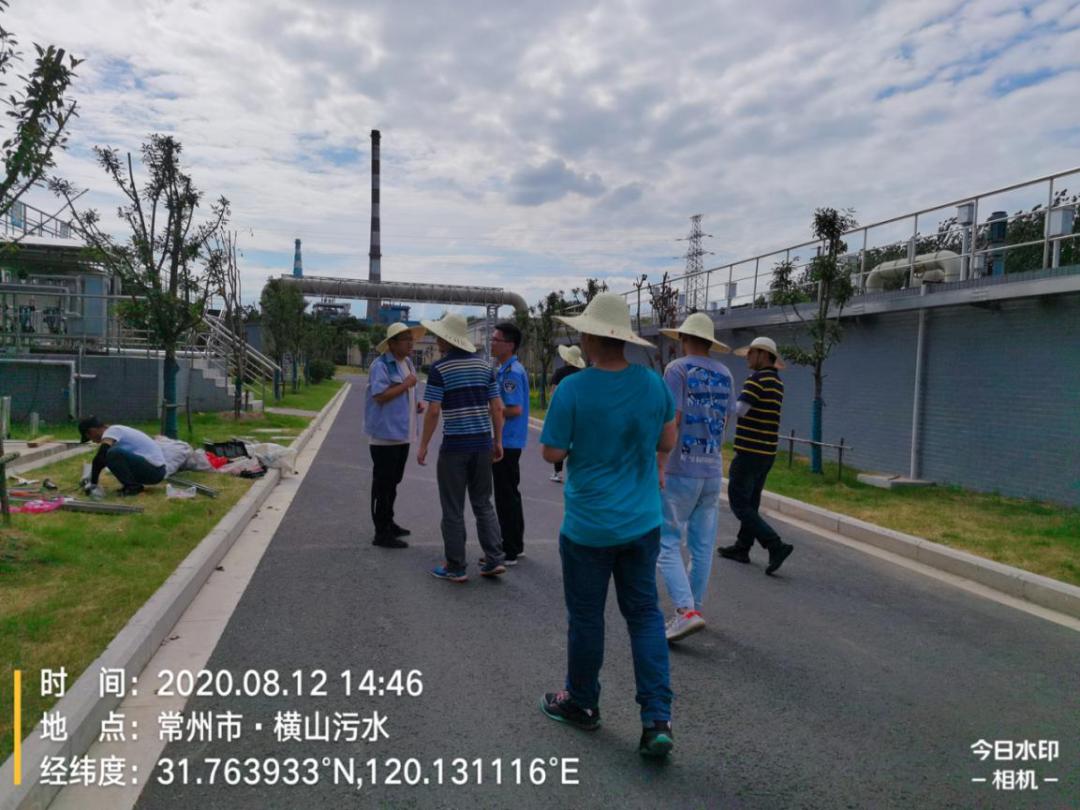 战高温斗酷暑努力工作不停步,战高温斗酷暑挥汗如雨