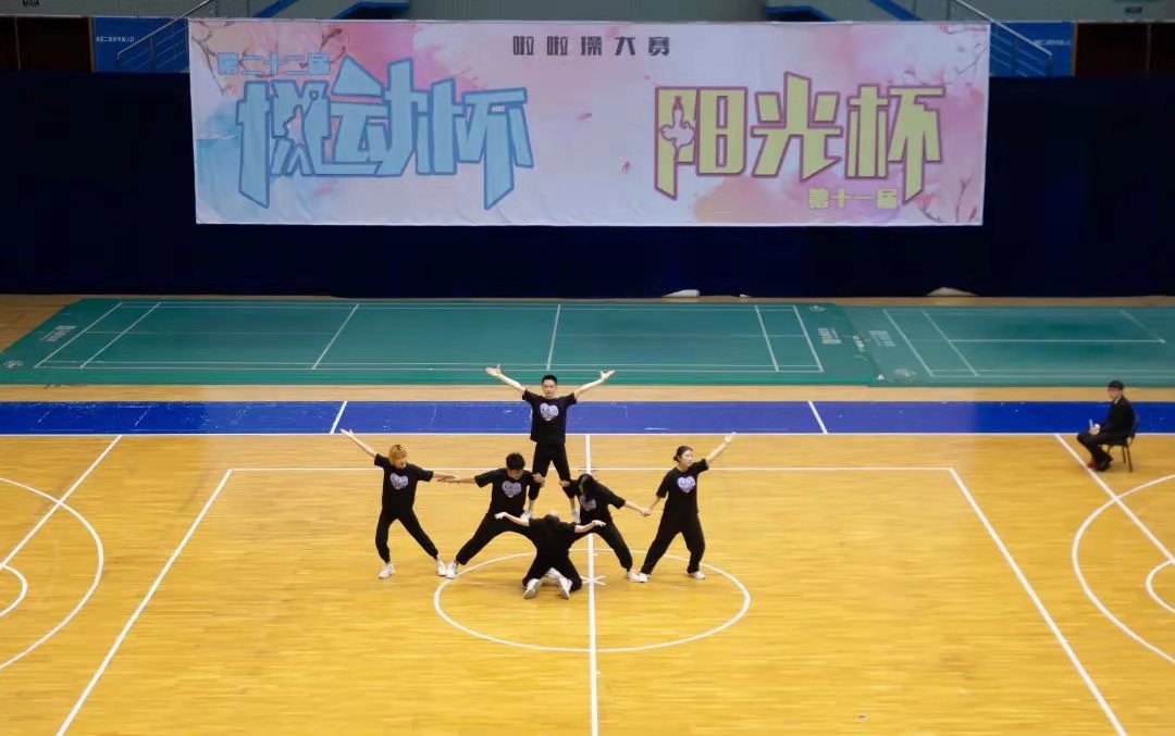 五月动起来图片,五月动起来舞蹈视频