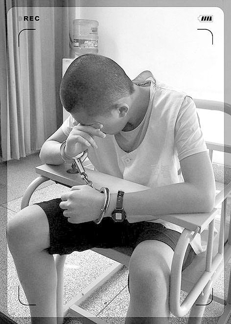 15岁少年强奸7岁女童，为了不被暴露将女孩推下25楼！