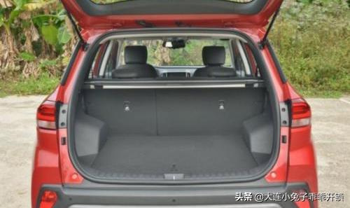 车钥匙锁进车门里怎么办,车钥匙锁后备箱怎么办最简单办法