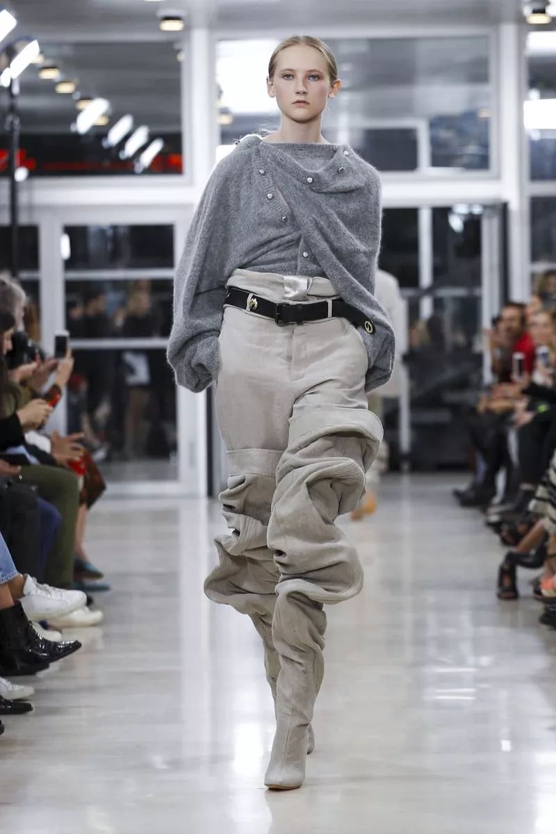 这条热裤正在与全世界的老爸为敌