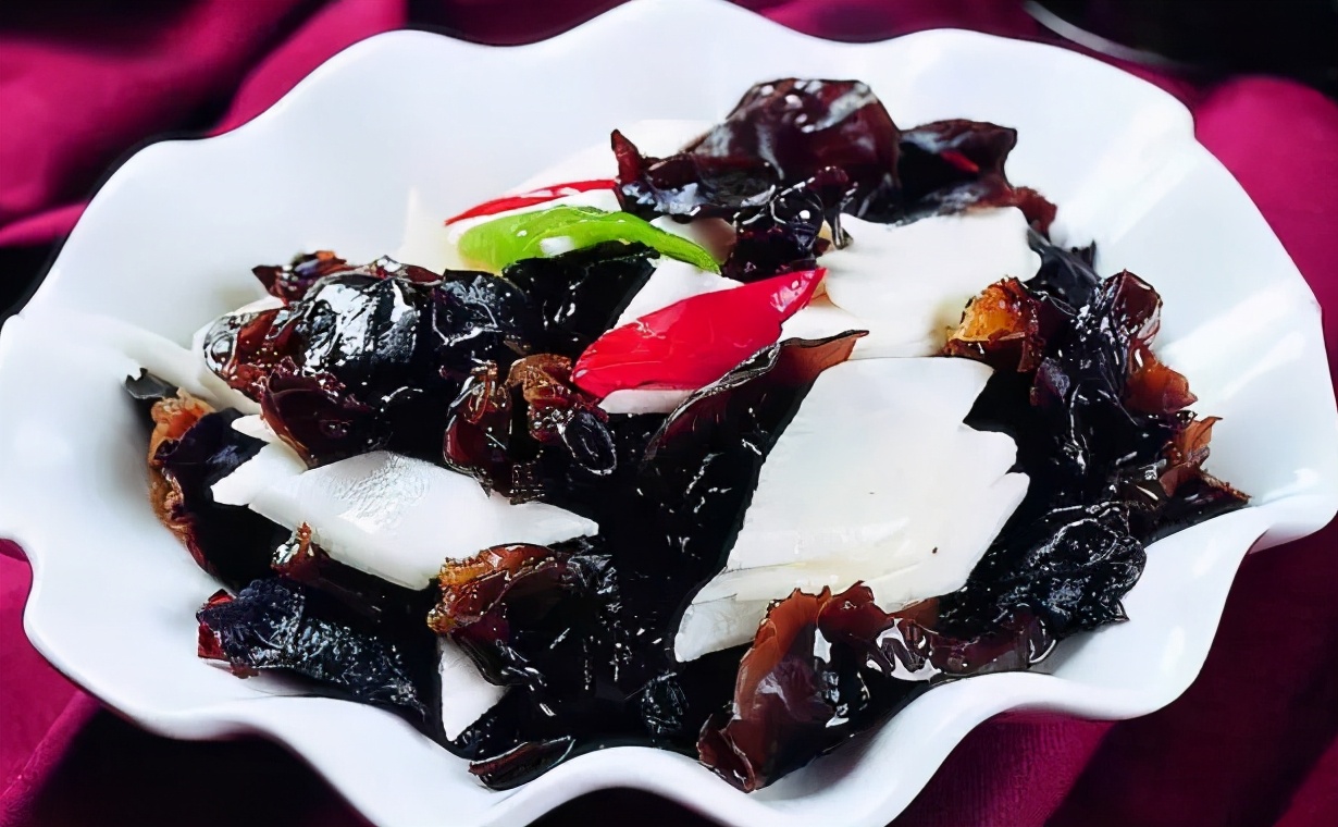 炒山药是用铁棍山药还是普通山药,竹笋炒山药山药和竹笋要不要焯水