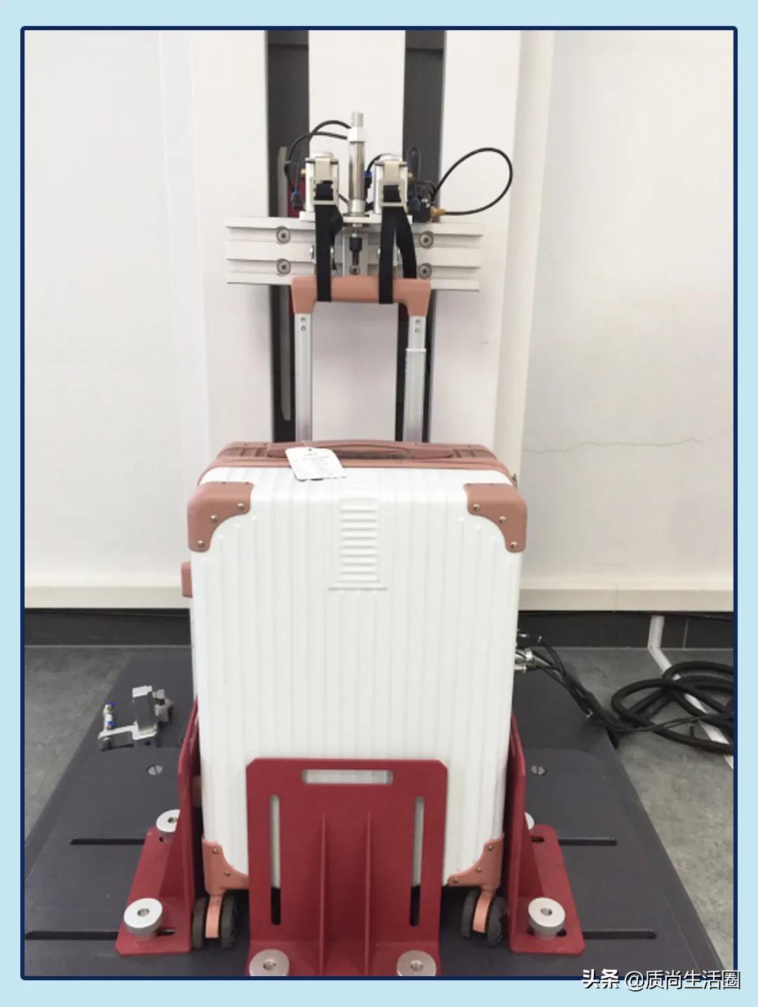 行李箱测评丨网易X选拉杆易卡阻,109元的喜朗顿侧提把不耐用