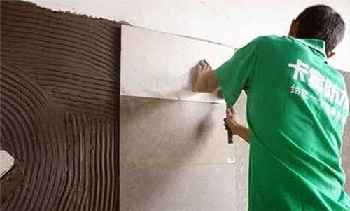 用瓷砖胶铺地砖瓷砖胶要加水泥吗,瓷砖胶是直接用还是加水泥用