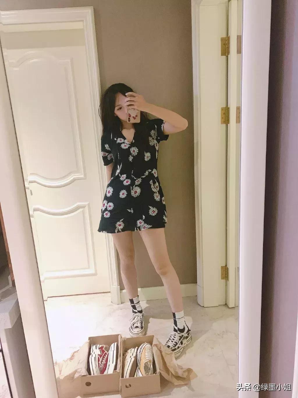 欧阳娜娜同款鞋子匡威,欧阳娜娜一共有匡威的多少鞋