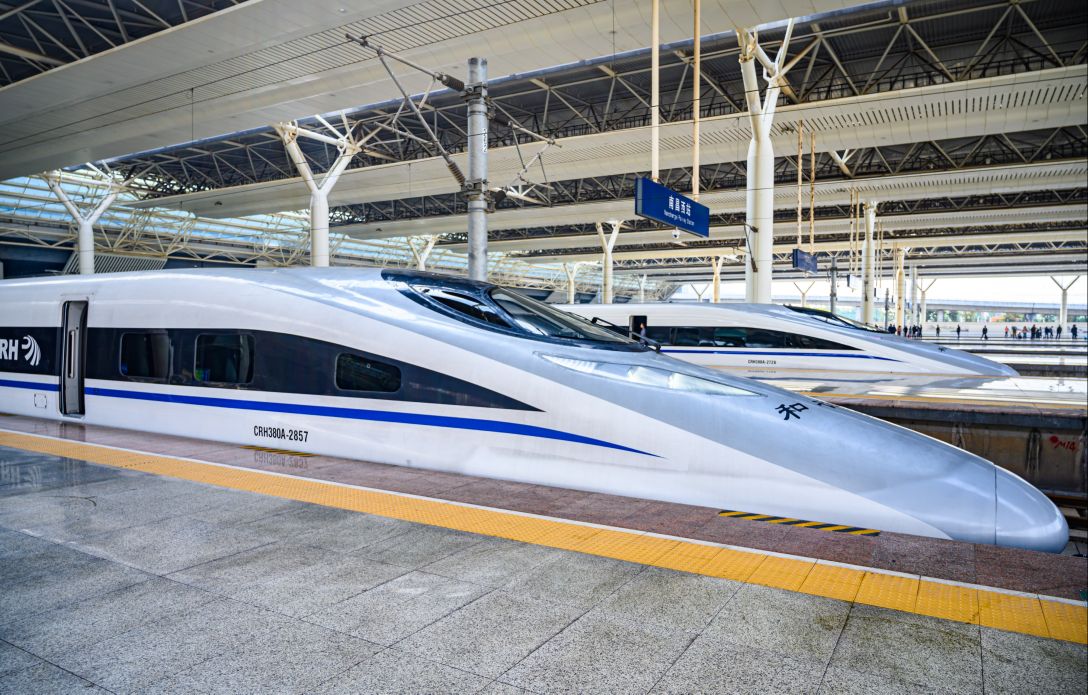 中国第一个动车组配属哪个铁路局,广州铁路局复兴号动车组配属情况