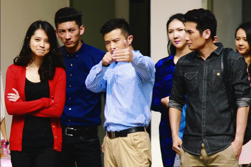 “北大才子”与知乎大神直播辩论，肖战粉丝是对是错，结果掉线了