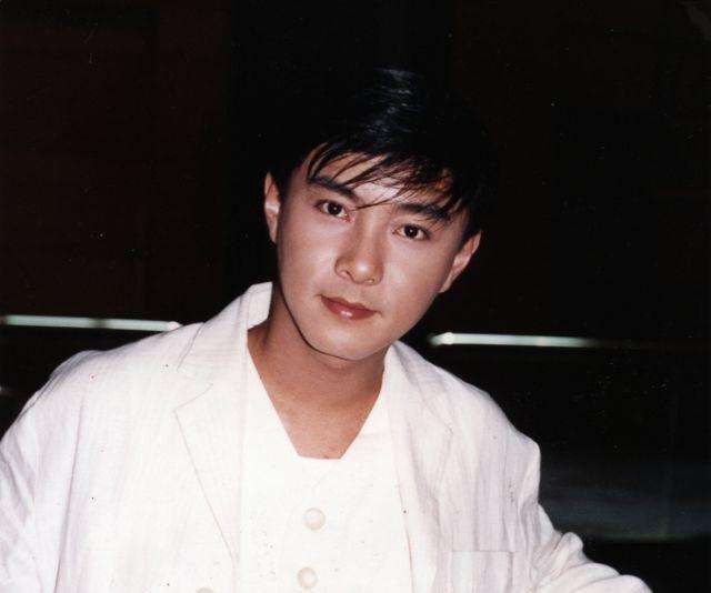 张卫健个人经历,56岁张卫健晒近况他现在状态怎样