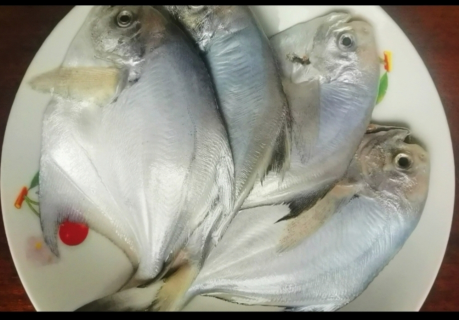 鲳鱼怎么做好吃又简单还没腥味,鲳鱼的最佳吃法和做法