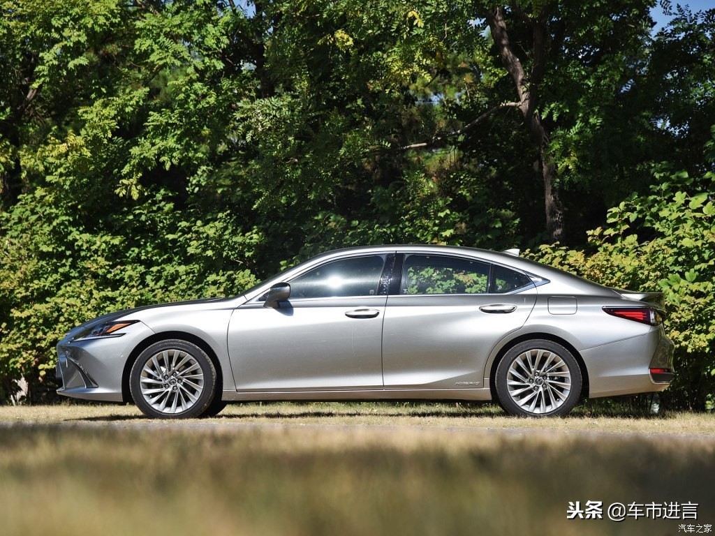 雷克萨斯es对比上一代,这一代雷克萨斯es什么时候推出的