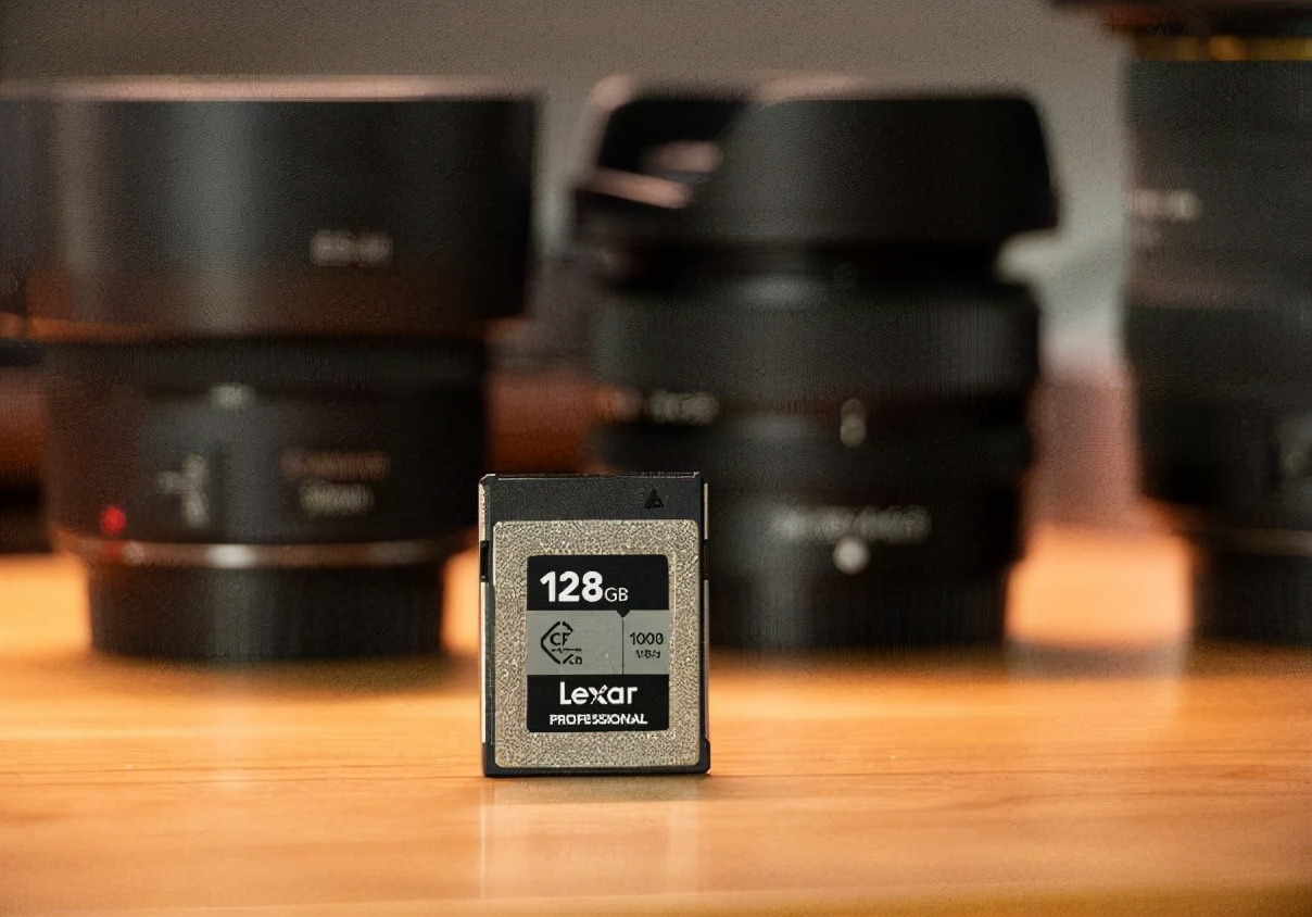 尼康z6用cfe-a还是b存储卡,尼康z6买xqd卡还是cfe卡