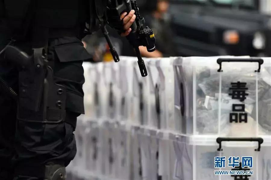 5人聚众吸毒被查怎么解决,吸毒又贩毒被查咋处理