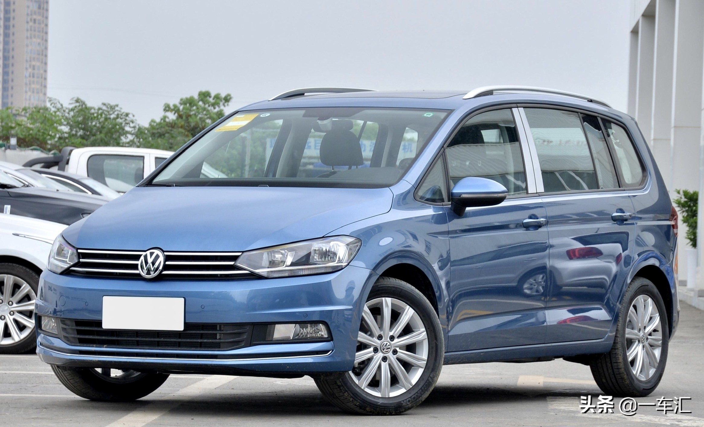 家用mpv途安l怎么样,大众小型mpv途安油耗