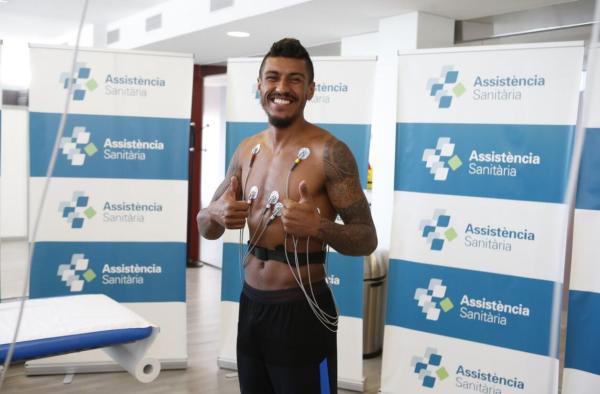 从奔驰女车主之怒另眼看足坛买人怎么才能不被坑!