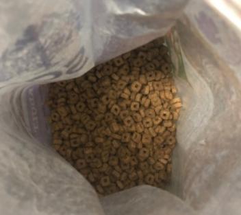 猫粮怎么选猫爱吃,猫粮怎么样选