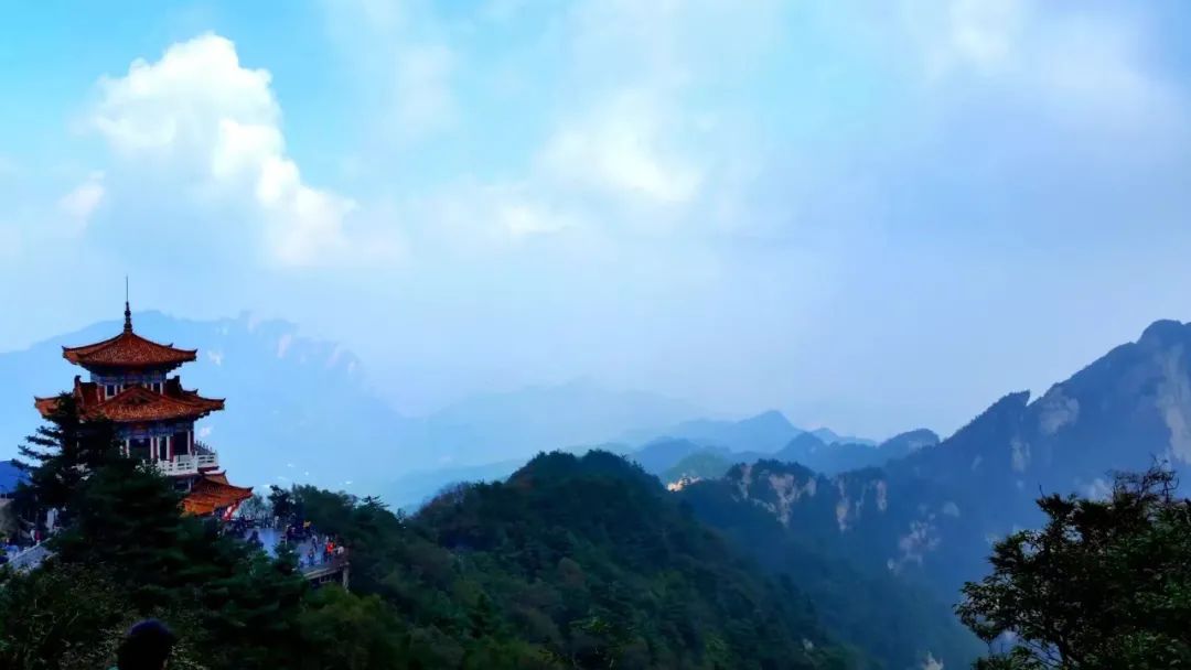 去河南旅游先去洛阳还是开封玩,河南洛阳旅行