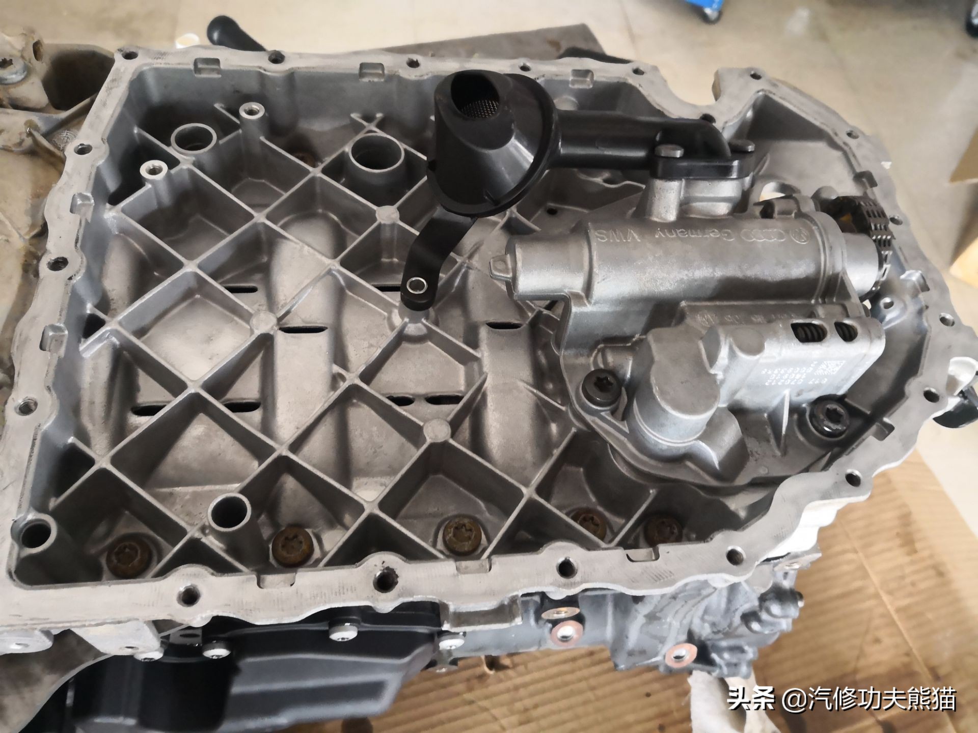 大众夏朗烧机油维修汕头,夏朗烧机油大修多少钱