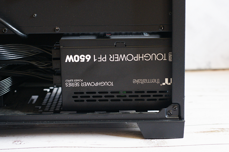 tt曜越650w,曜越智能电源怎么样