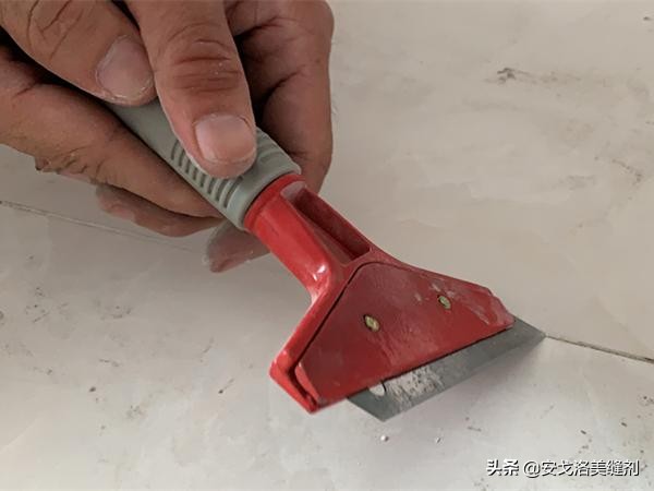 美缝前需要的清缝全过程,美缝怎么清缝最好