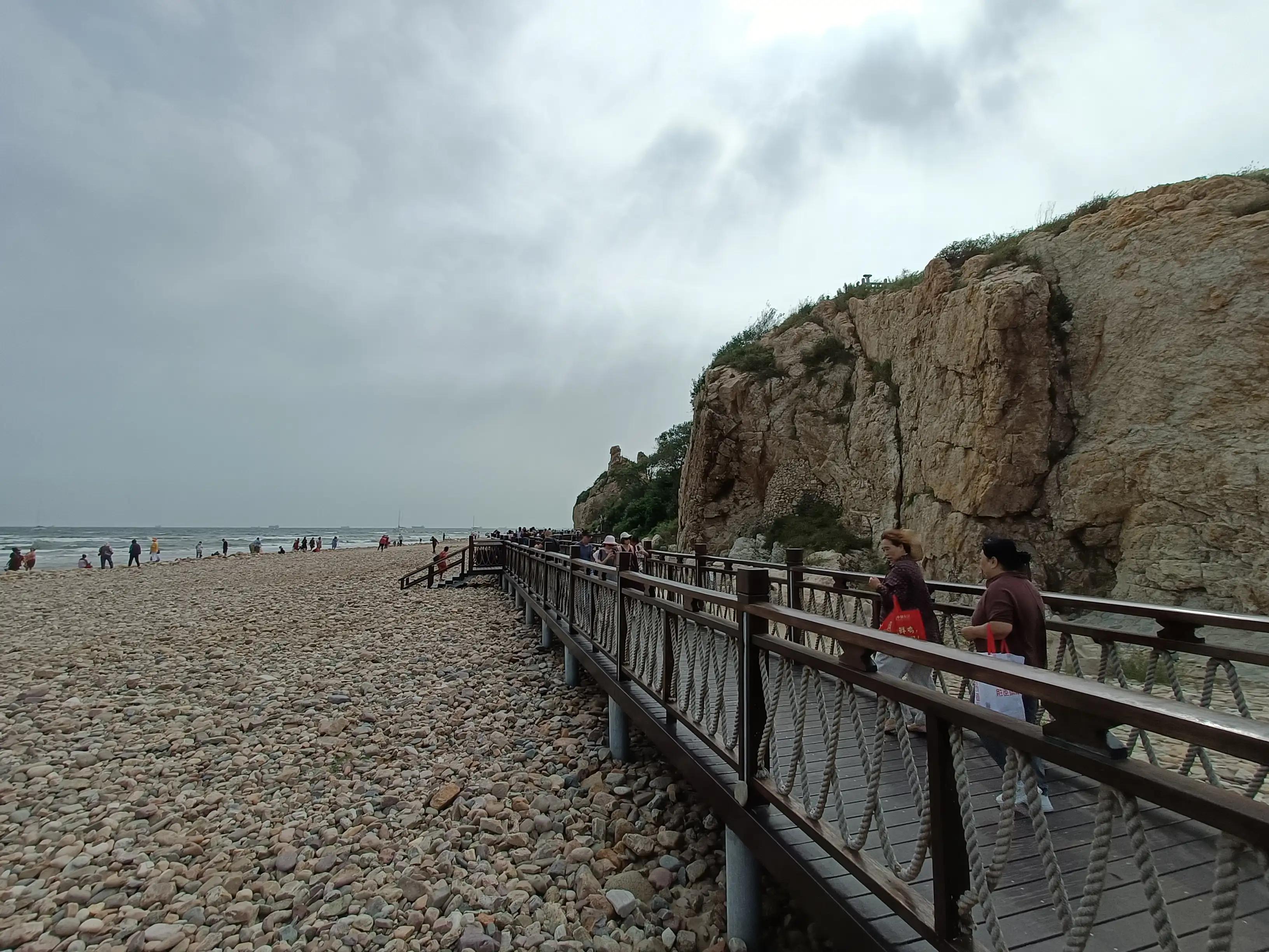 北戴河天空和海洋,北戴河海景好看还是三亚好看
