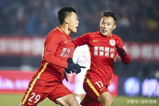中国前锋29场轰19球却无缘国足！亚足联喊冤：里皮应该带他