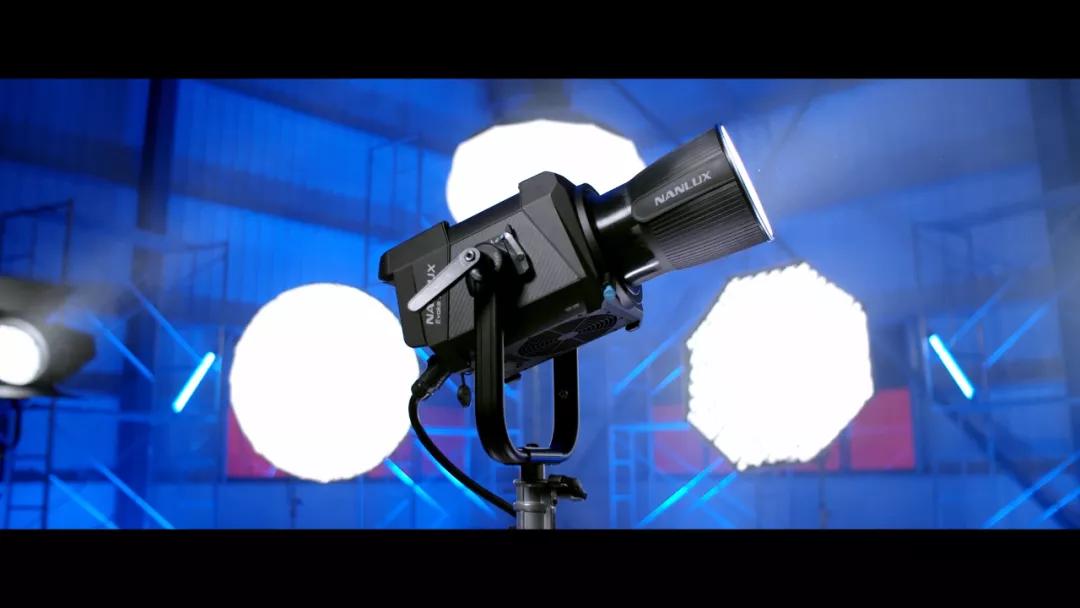 打灯7成在于控？谈谈LED灯的控光附件影视灯光科普专题（2）