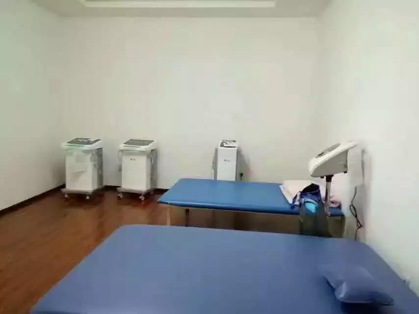 免费脑瘫康复中心电话,贵阳市脑瘫康复中心