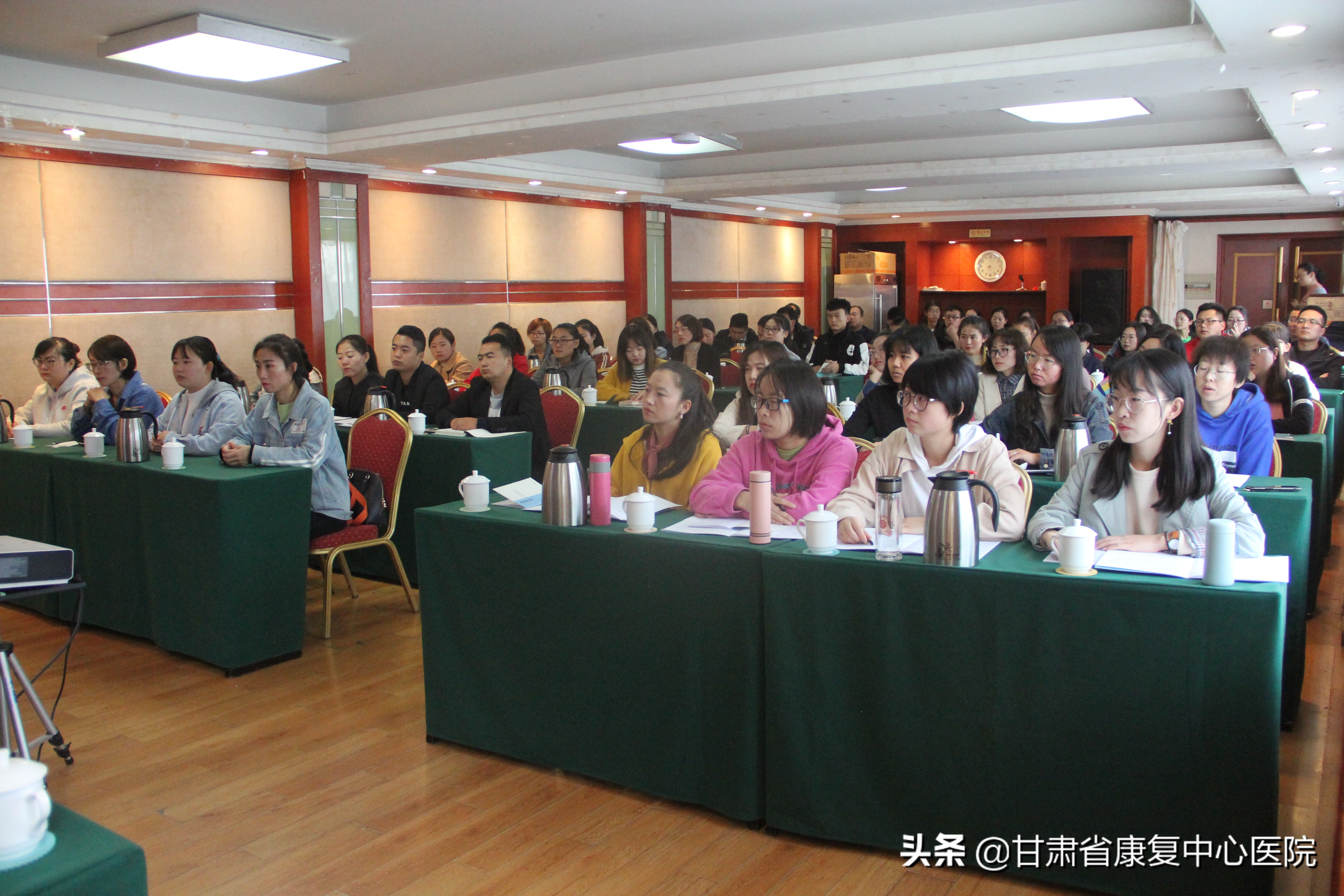 甘肃脑瘫儿童终身托养机构,脑瘫康复训练培训机构