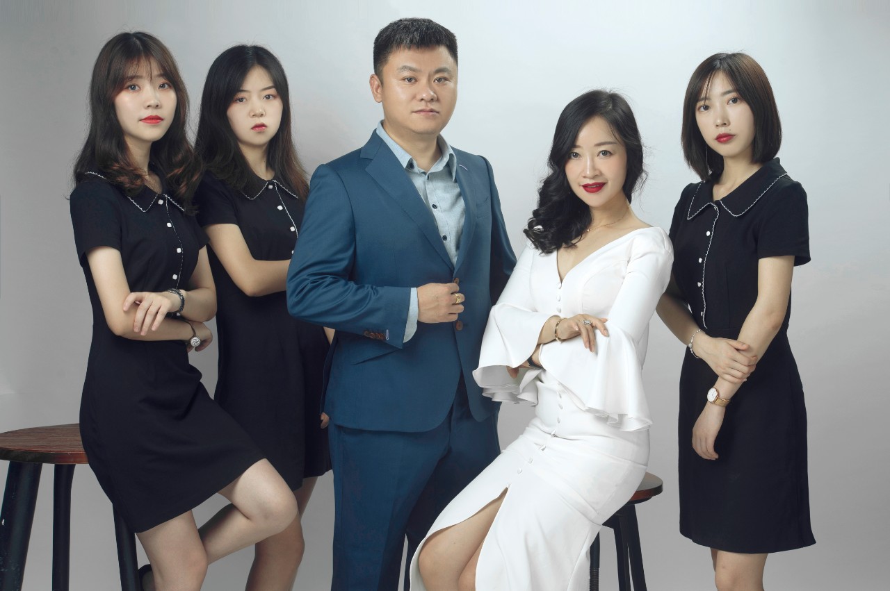 不要小看非漂IT男，他可能会进化成珠宝老板