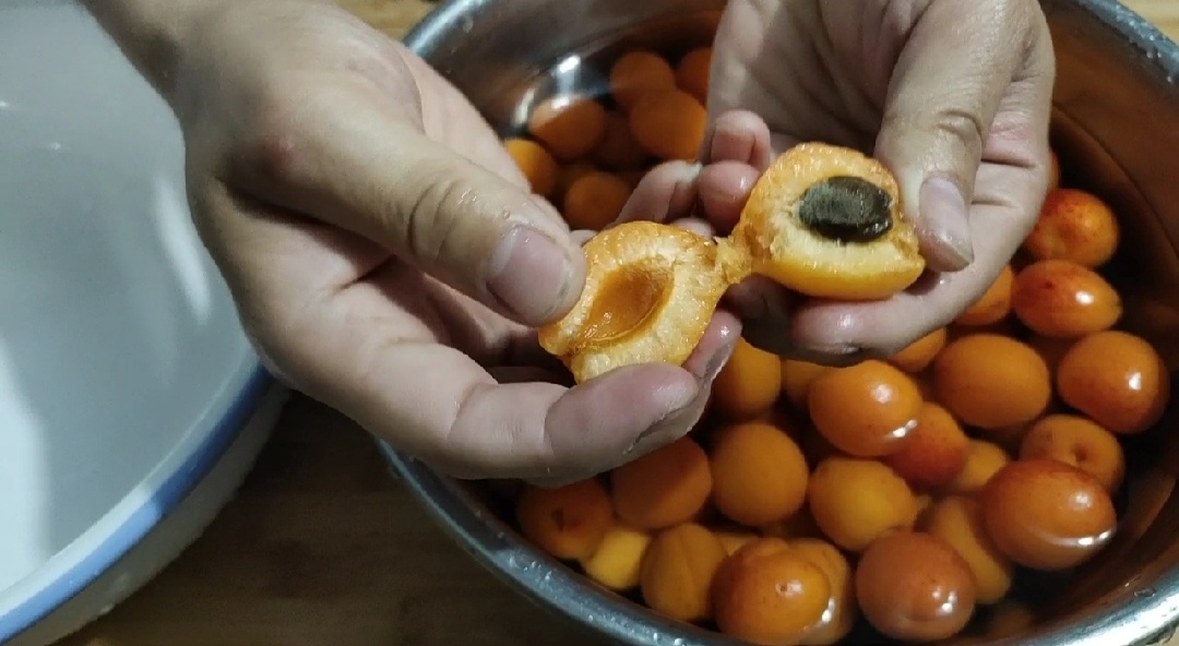 杏子做杏干的方法,四斤杏能出多少杏干