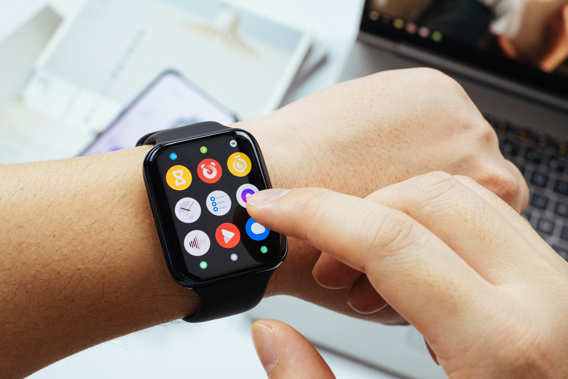 完善智能生态oppowatch体验,oppowatch上手体验美得不可方物