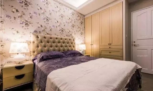 墙纸卷边起泡翘起来该怎么处理,墙纸脱胶翘边可以用透明胶