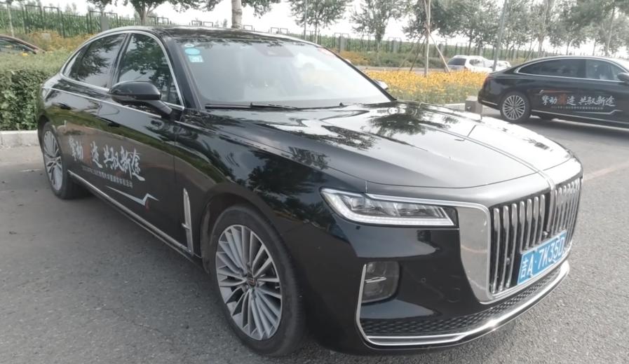 国产红旗车试驾h9,国产巅峰之作红旗s9