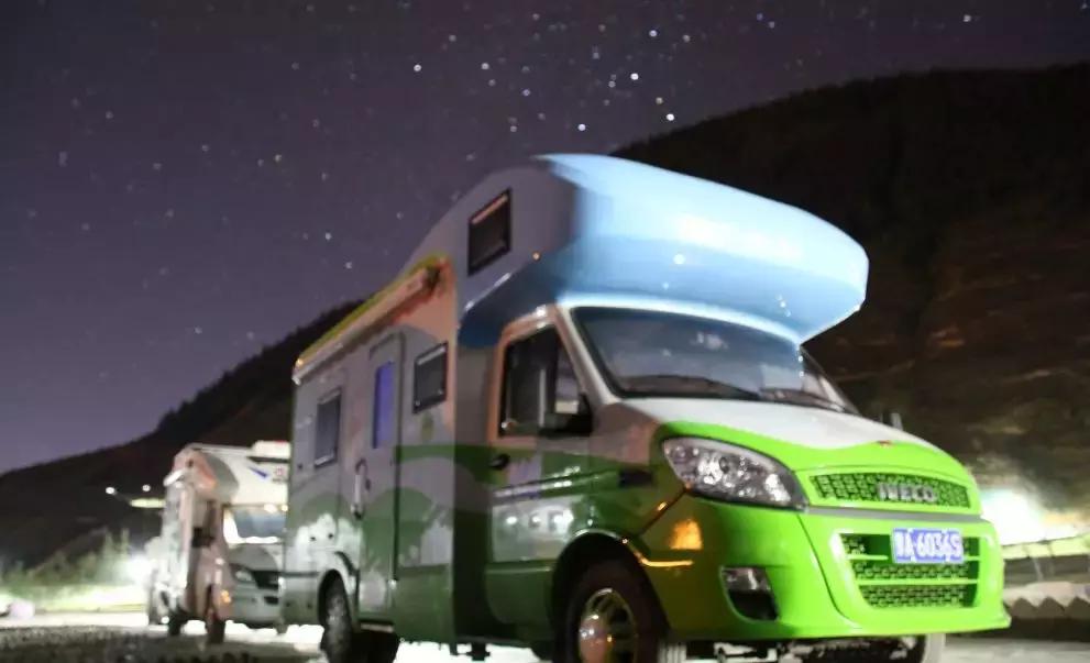 冰点先生冰淇淋房车：实现了远行的梦也装进了理想主义者的烟火气