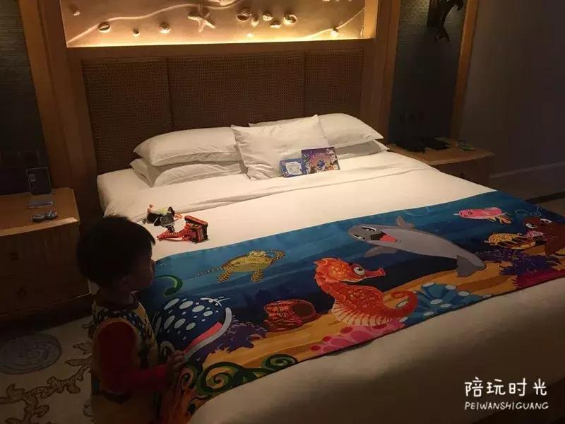 长隆什么时候去最好玩,一个人带两娃出去长隆有危险吗