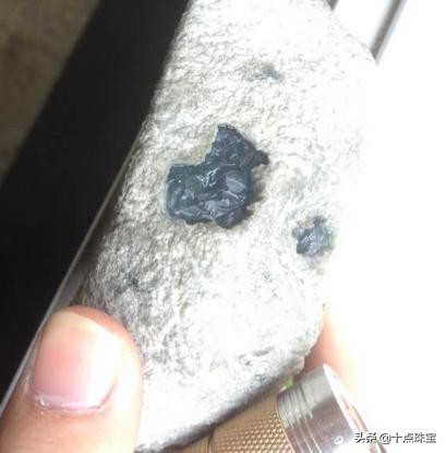 缅甸赌石翡翠原石场口,常见翡翠赌石与场口组图