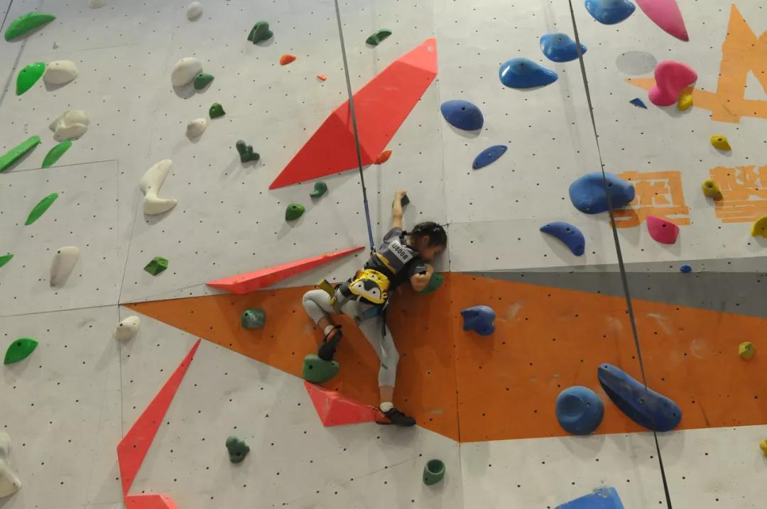 体育培训机构如何用学校场地,体育培训场地合作