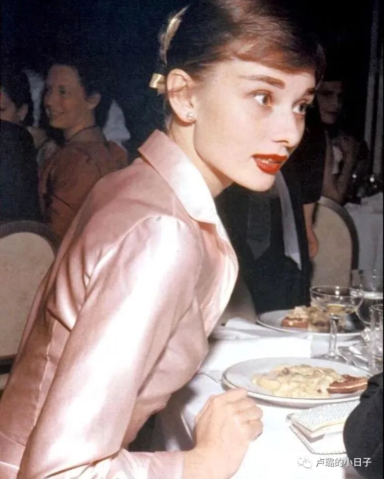 日常必备的10款首饰,选对首饰让你轻松拥有高级感