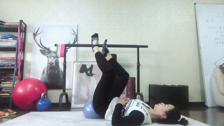 怎么能快速治疗肋骨外翻,如何矫正肋骨外翻