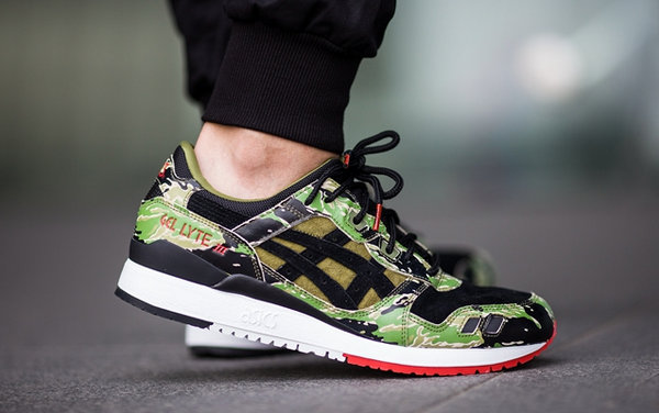 年轻人穿的潮牌鞋子品牌,年轻人都穿什么品牌的服装