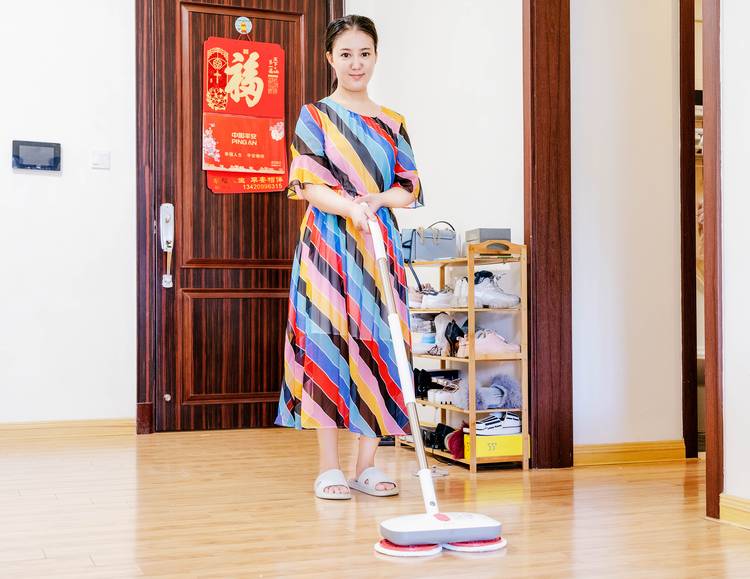 360多旋转免洗拖把慢动作拖地教程,无死角电动拖把