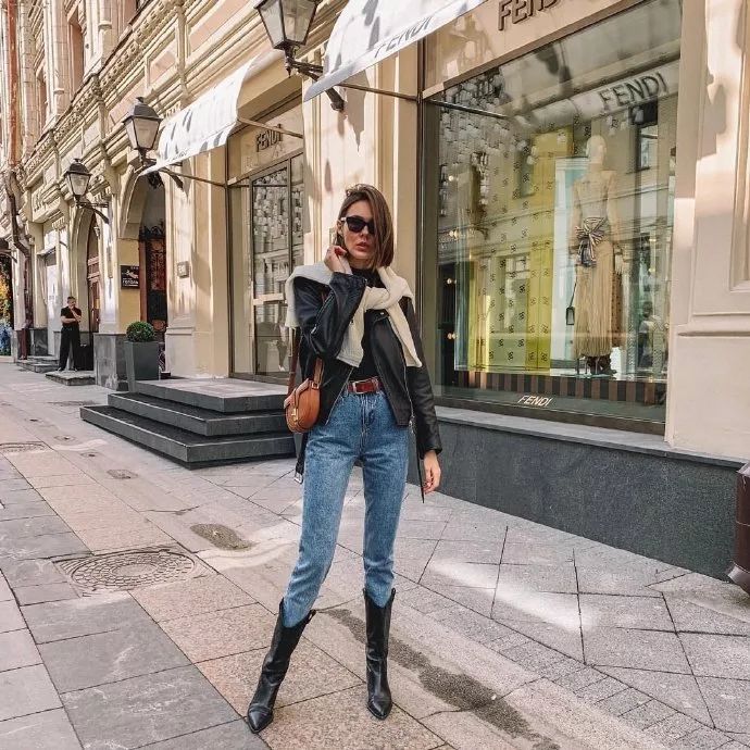 时尚轻奢感明星系列羊羔绒围巾,最潮的围巾的15种戴法超级实用