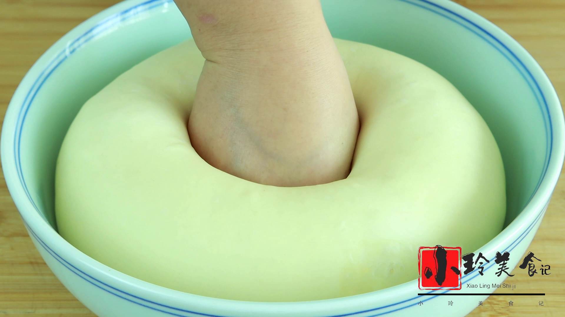 蒸面包的家常做法视频松软拉丝,蒸面包家常做法最简单用酵母