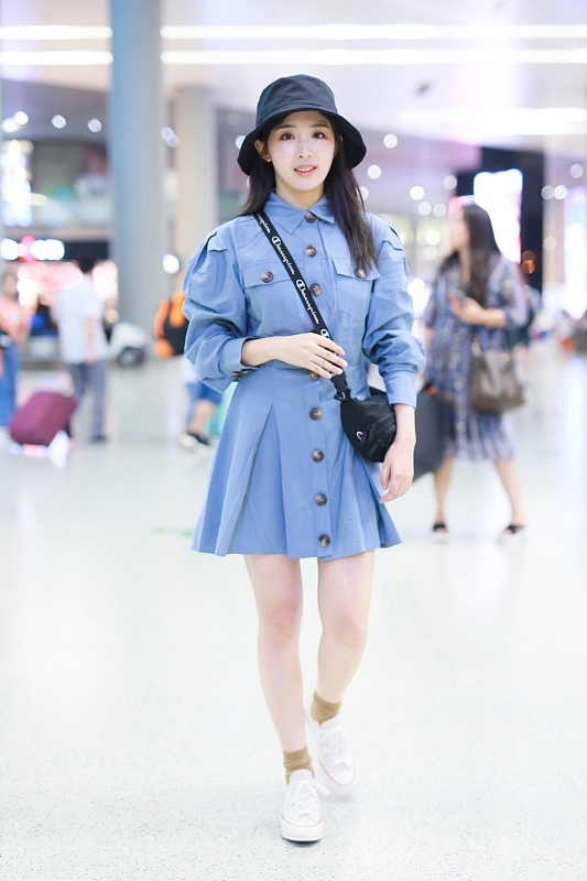 超女张含韵被点评,张含韵超女曾经有多火