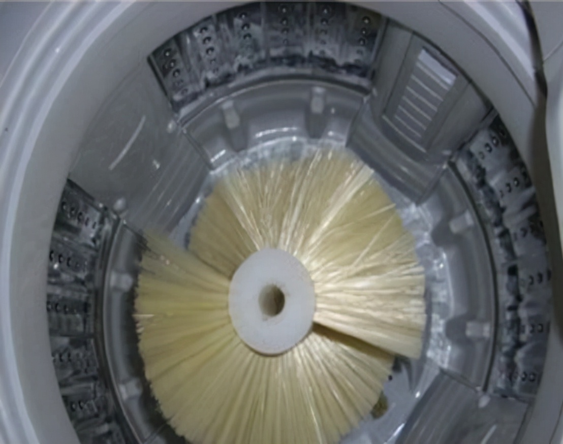 鎳掍汉缁忔祹娲楅瀷琛屼笟,鎳掍汉缁忔祹姝e湪鍏磋捣