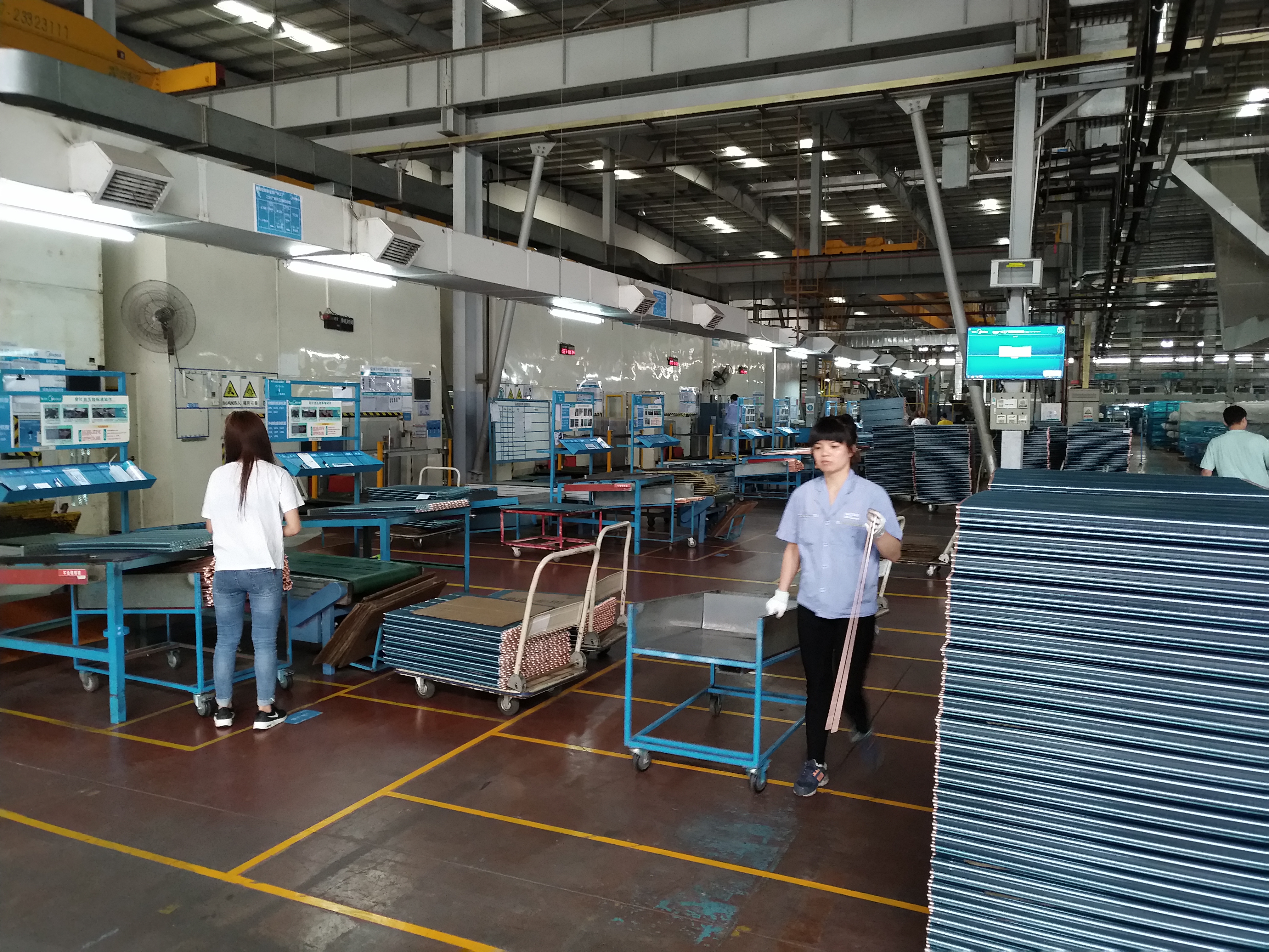 进厂打工，如何用四句话躲过黑中介？