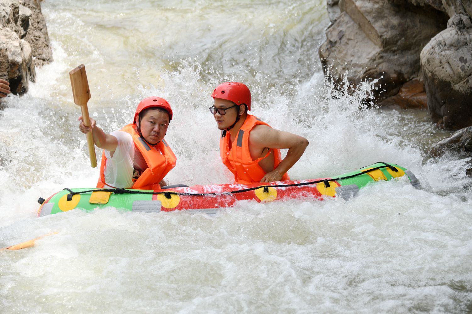 浙江天台溯溪漂流,天台漂流哪里最好玩最刺激