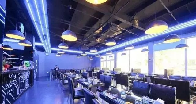 烧烤圈：烧烤店未来挣钱的商业模式｜跨界，你的机会