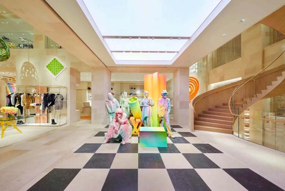 假模特服装陈列,服装展厅假模特陈列