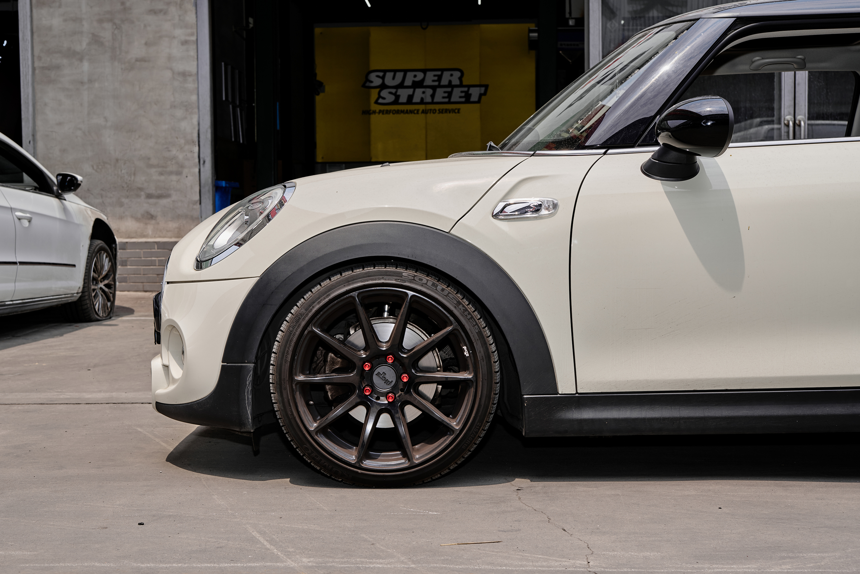 minicooperf56改装避震,享受驾驶乐趣